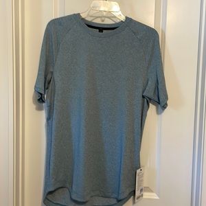 Mens Medium brand new Lululemon Drysense Short Sleeve
